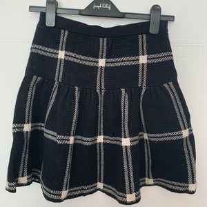 Schoolgirl style knit check mini skirt